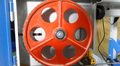 Cast iron wheels for 10" Mini Horizontal Portable Band Sawmill